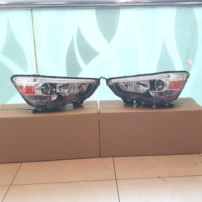 Jual Headlamp Lampu Depan Mitsubishi Outlander Sport
