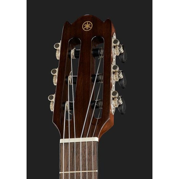 Yamaha NTX1 Gitar Akustik Elektrik