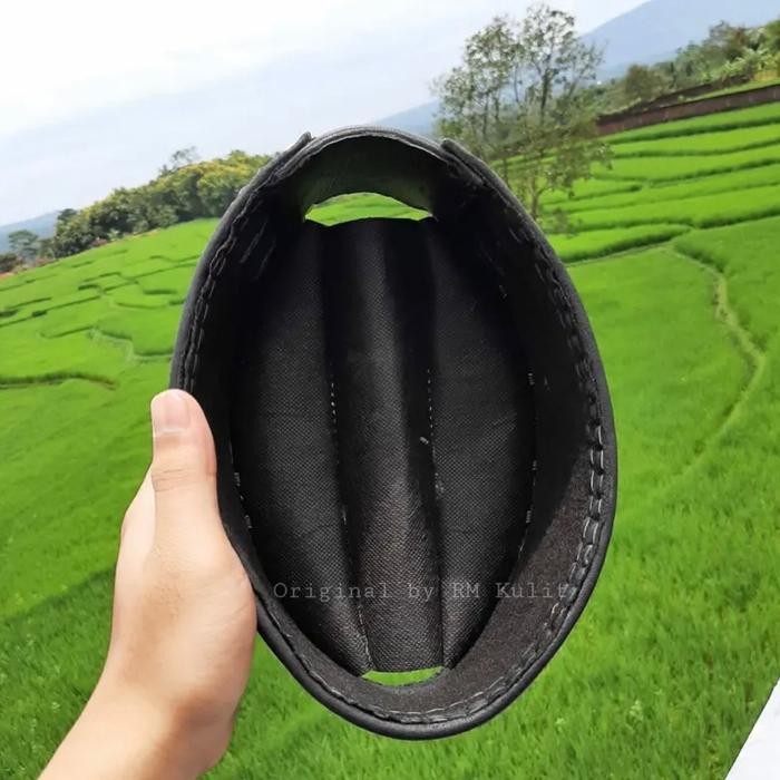 Topi Peci Kulit Asli Sulam Handmade Full Up Cowok Hitam Muslim - Coklat Motif Keren Kopiah Songkok