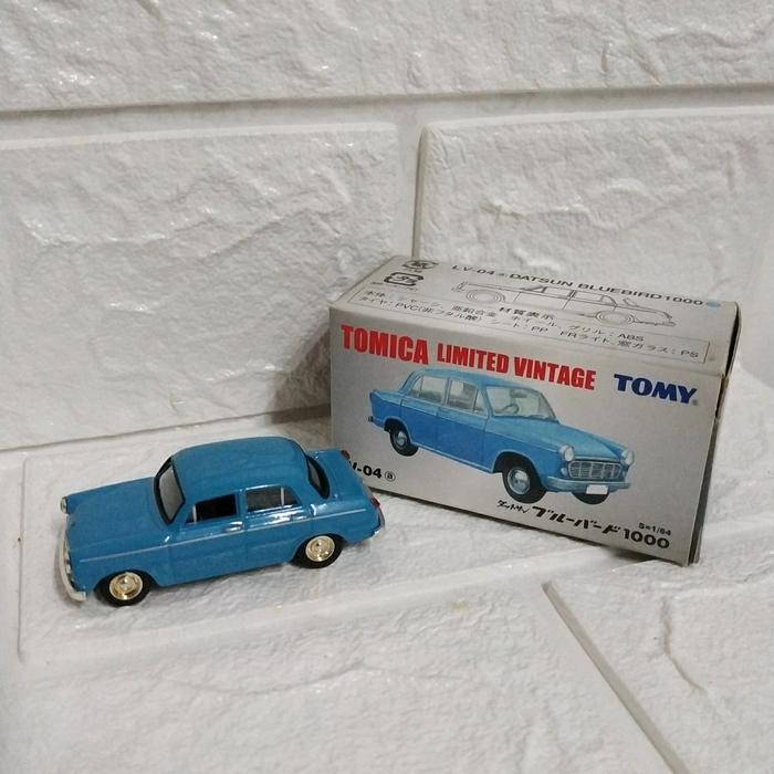Pilihan- Tomica Lv-04A Datsun Bluebird 1000