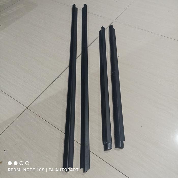 Ready plipit pelipit kaca luar mobil Daihatsu sirion original