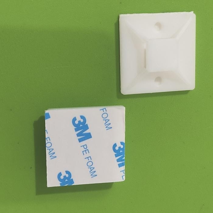 

Klem Kabel Tempel Doubletape 3M/Klip Dobel Tip/Size 40X40 4Cm 100Pc