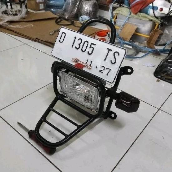 Braket Headlamp TS 125 Custom
