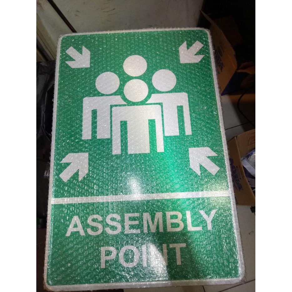

SAFETY SIGN ASSEMBLY POINT / TITIK KUMPUL