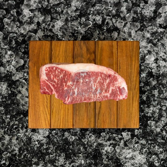 

Pilihan- Premium Sirloin Steak Tokusen Wagyu Mb 5