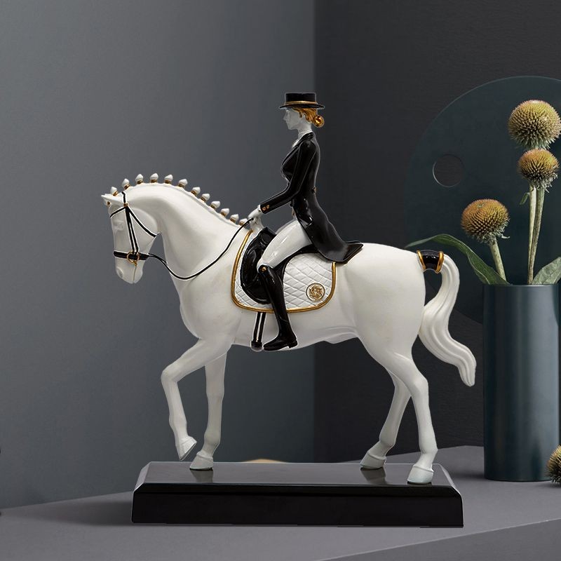 British Minimalist Equestrian Attire Dance Steps Polo Horse Riding Characters Resin Decoration Home 
