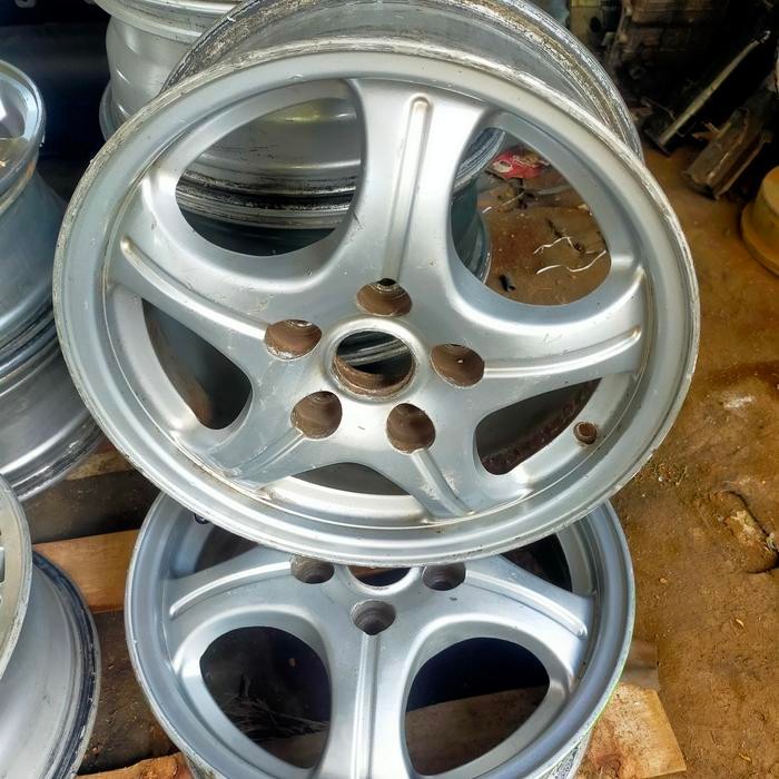 velg hyundai Trajet ring 15