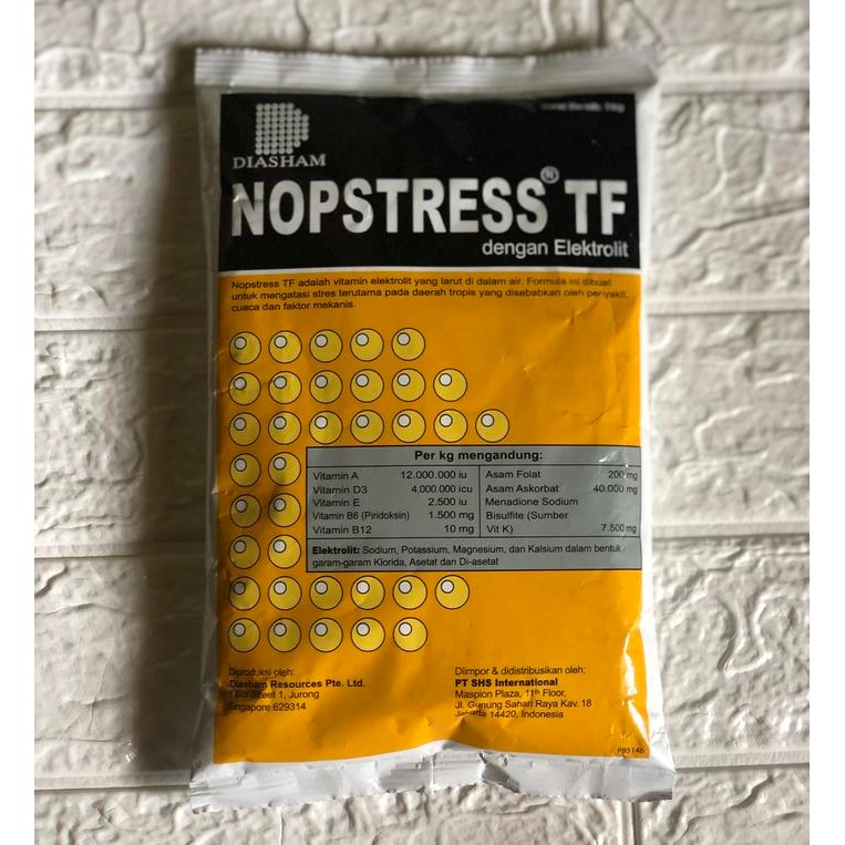 NOPSTRESS TF VITAMIN ELEKRTOLIT UNTUK MENGATASI STRES PADA AYAM