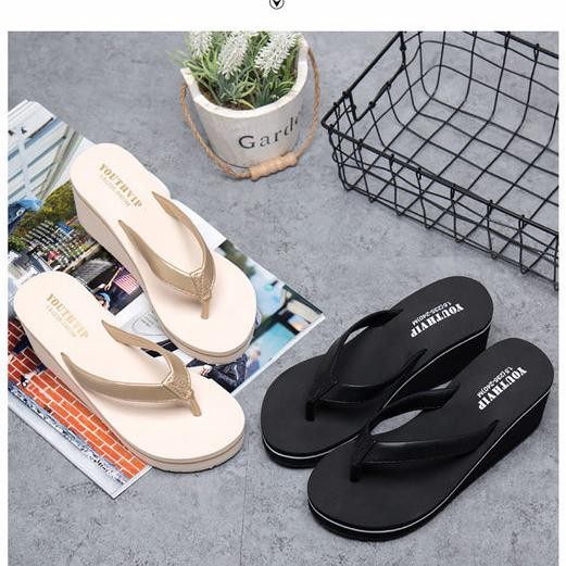 Sandal Jepit Hak Wedge Wanita Musim Panas 2022