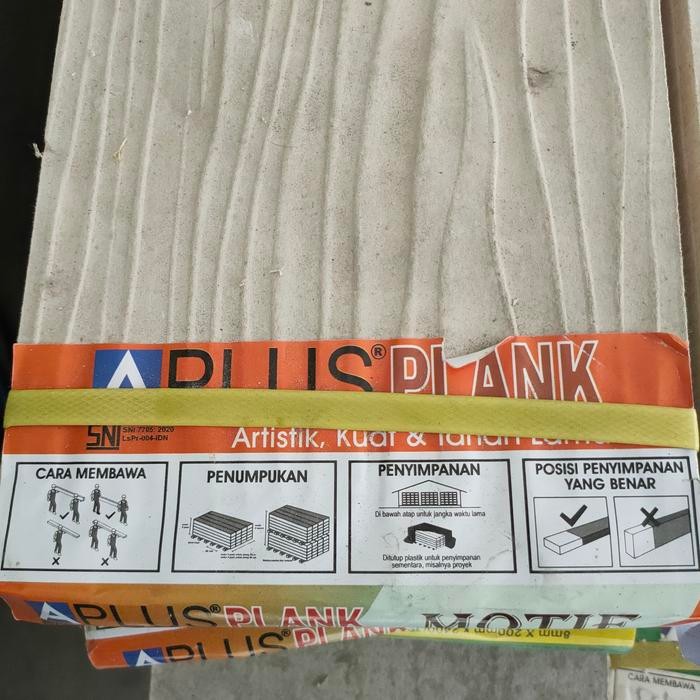 Lansungkirim- List Plank Aplus 20X3Mx8Mm Motif