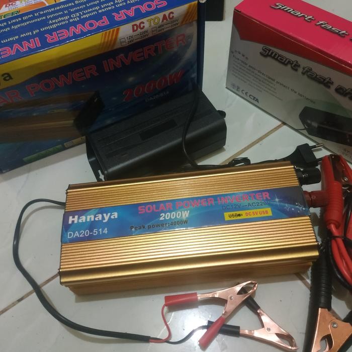 Power inverter 2000 watt plus smart fast charger aki 5 Ampere /1 Paket