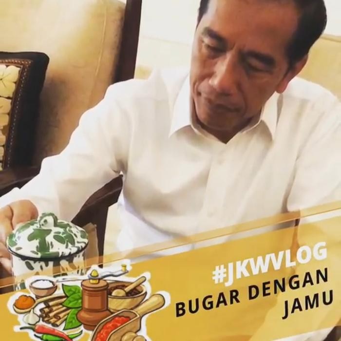 Timbangan Teko Ceret Poci Mungil Jadul Blirik Hijau Vintage 12 Cm