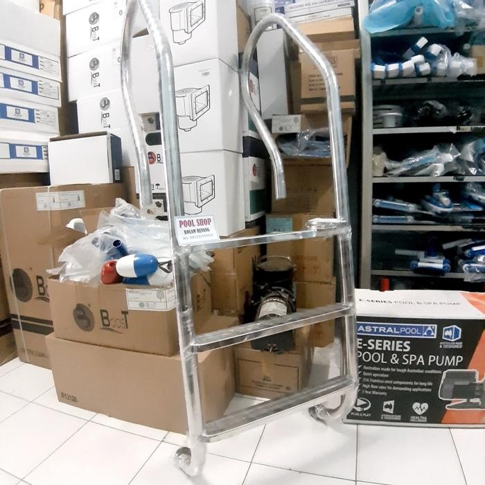 Tangga Stainless Kolam Renang 3 Step Lokal / Tangga Kolam Renang