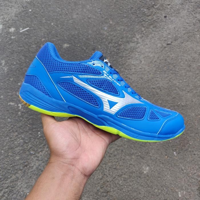 Sepatu Tenis Meja Pria Mizuno Pingpong Indoor Sky
