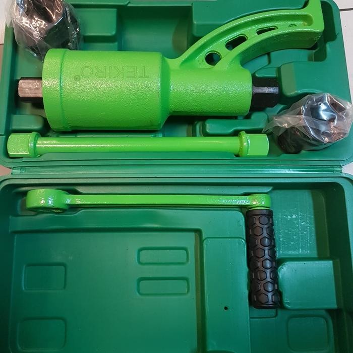 TEKIRO KUNCI TORSI RODA TRUK