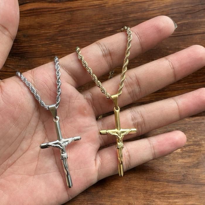 kalung liontin salib untuk pria