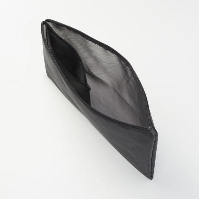 

MUJI NYLON MESH PEN CASE / POUCH W POCKET - TEMPAT PENSIL / STATIONARY