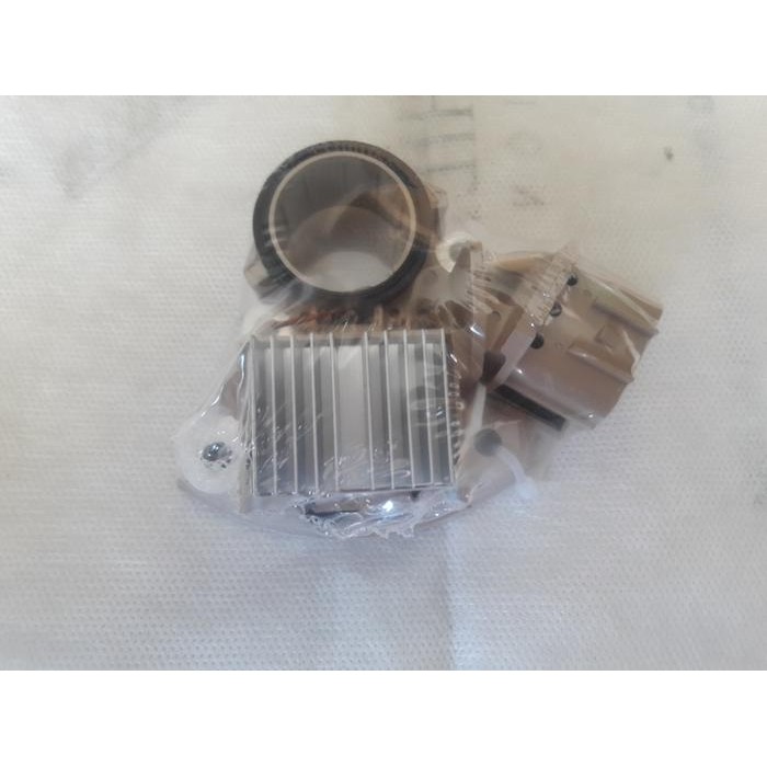 IC regulator alternator / dinamo ampere ford escape 2.3 facelift 07-12