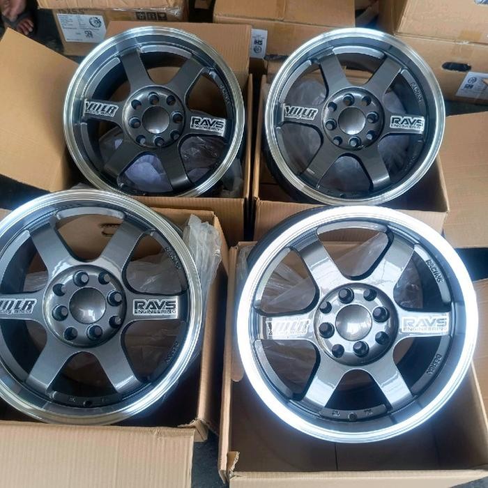 4 velh R15 pcd 100/114 baru rays club Volks TE 37 L 6,5 ET 42 ( harga yg tertera isi 4 velg )brio ca