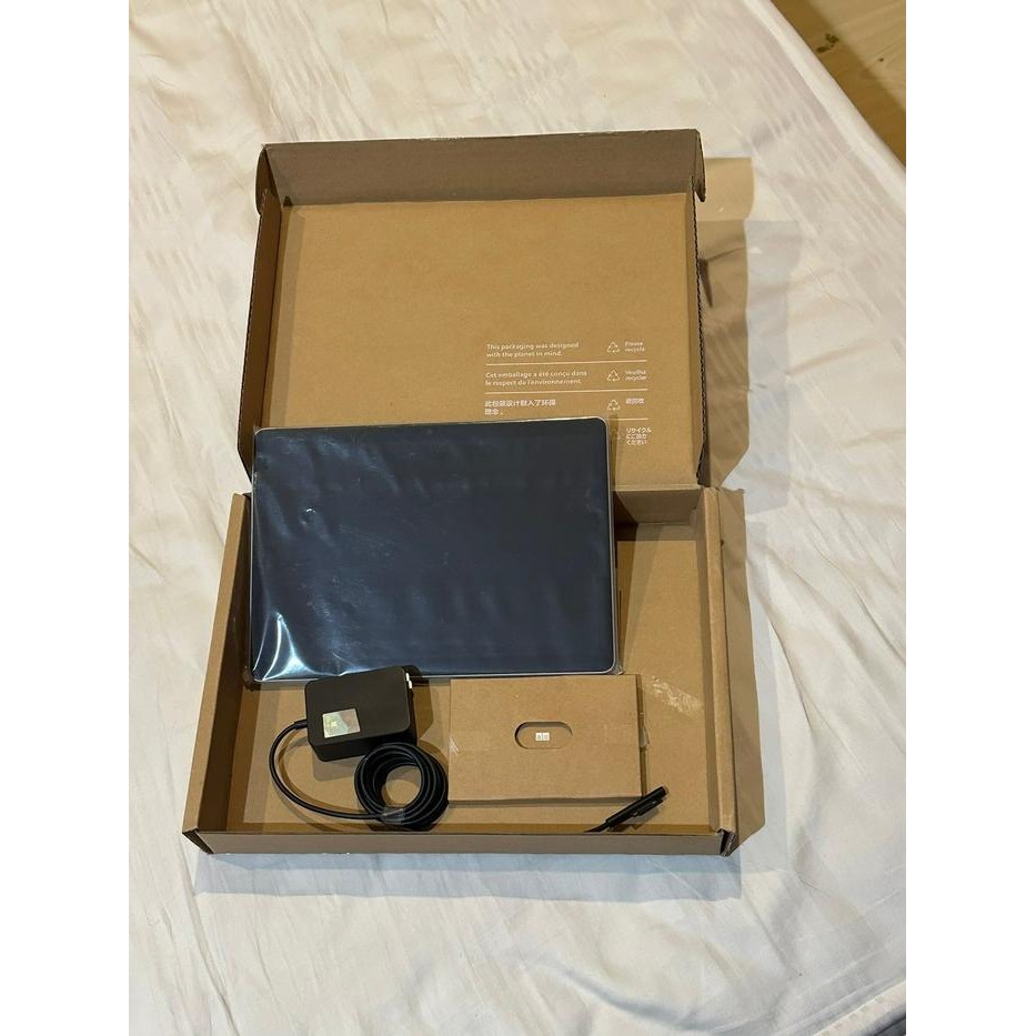 HVHP  Microsoft Surface Go 3 - 10.5" Touchscreen 128Gb Ssd 8Gb Ram Platinum