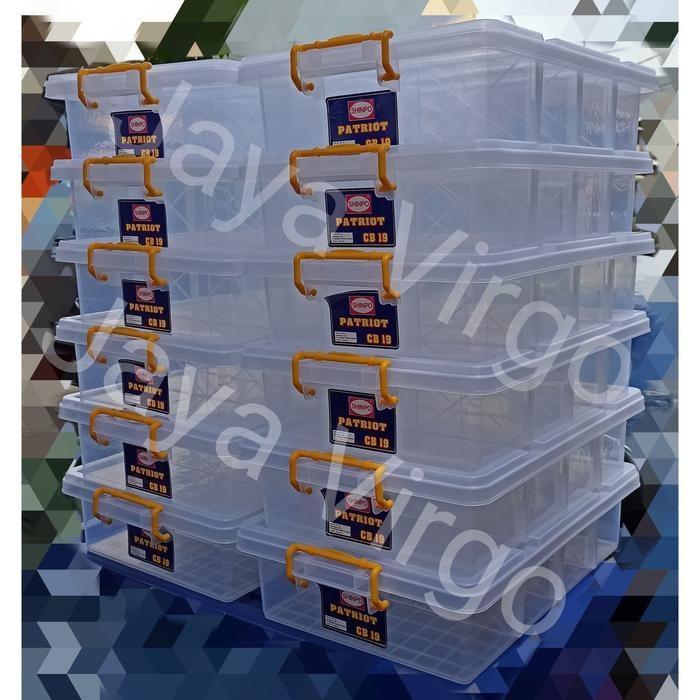 Box Patriot SHINPO / box container sekat 4 bening / bok sekat besar