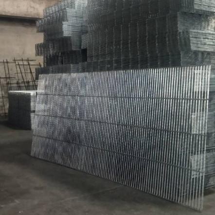 ALAS KANDANG AYAM/ HEWAN/ KELINCI/ BESI GALVANIS 240 cm x 85 cm