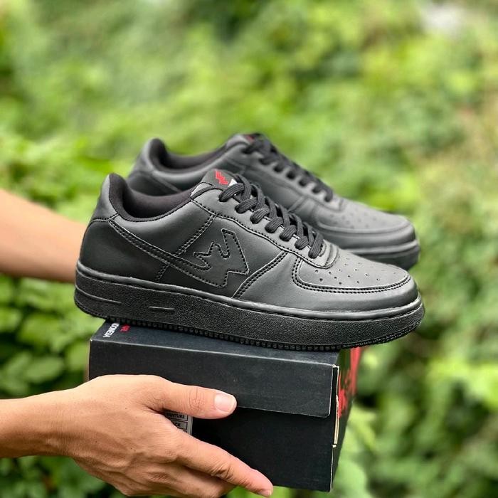 mulia Sepatu Sneakers Aeko Venture Fullblack Pria Wanita Lokal Original