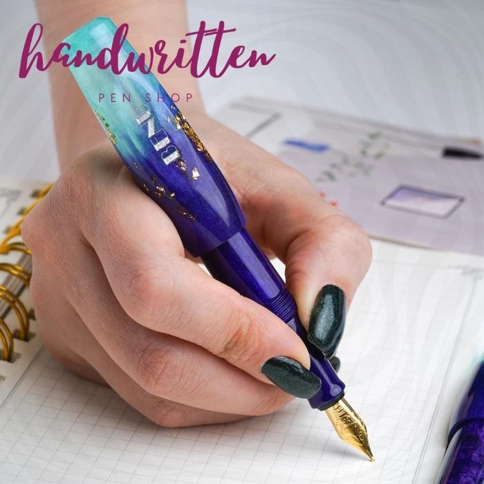 

Melayani Faktur Pajak! Benu Pixie Petite Pocket Fountain Pen