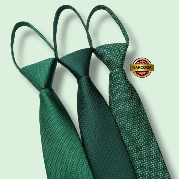 dasi hijau tua pria dasi hijau motif import