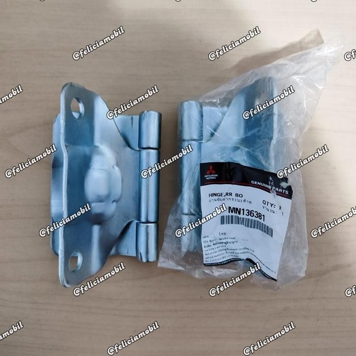 Jual Engsel Pintu Bak Belakang Triton Mn136381
