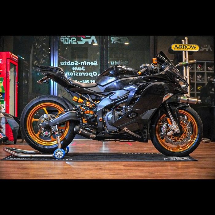 KNALPOT LEOVINCE GP CORSACARBON EVO SHORT HEADER STAINLESS ZX25R