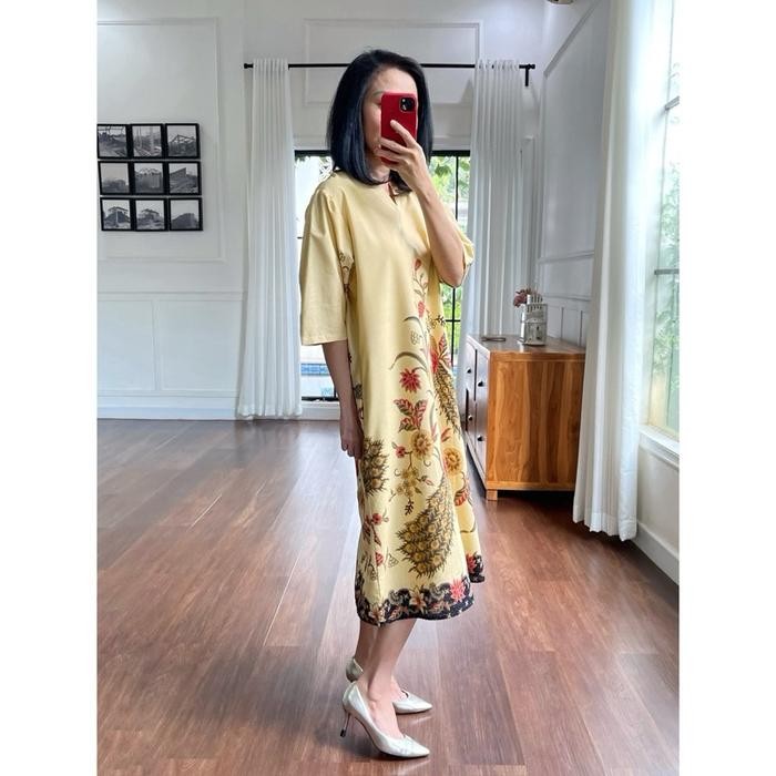 Batik Queen Yuki Batik Dress