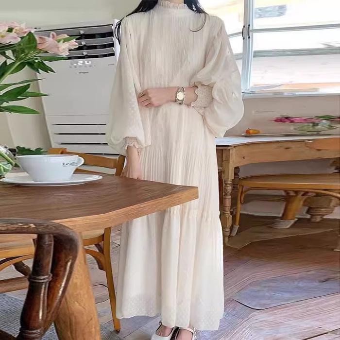 Long Dress Wanita Korean Lengan Pnjang Fairy Dress Putih Simple Hijab Friendly Dress Pantai Dress