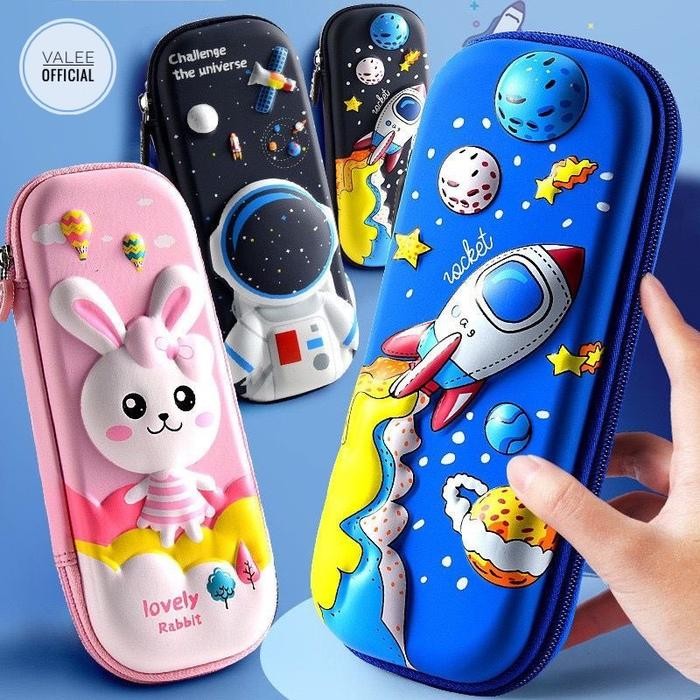 

KOTAK PENSIL ANAK 3D TIMBUL- AESTHETIC - 3 DIMENSI - ASTRONOT KOTAK PENSIL UNICORN STATIONERY