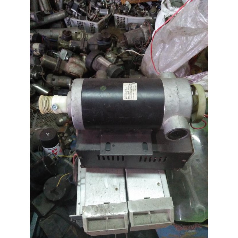 Motor DC 220VDC permanin magnit rpm2900 500watt