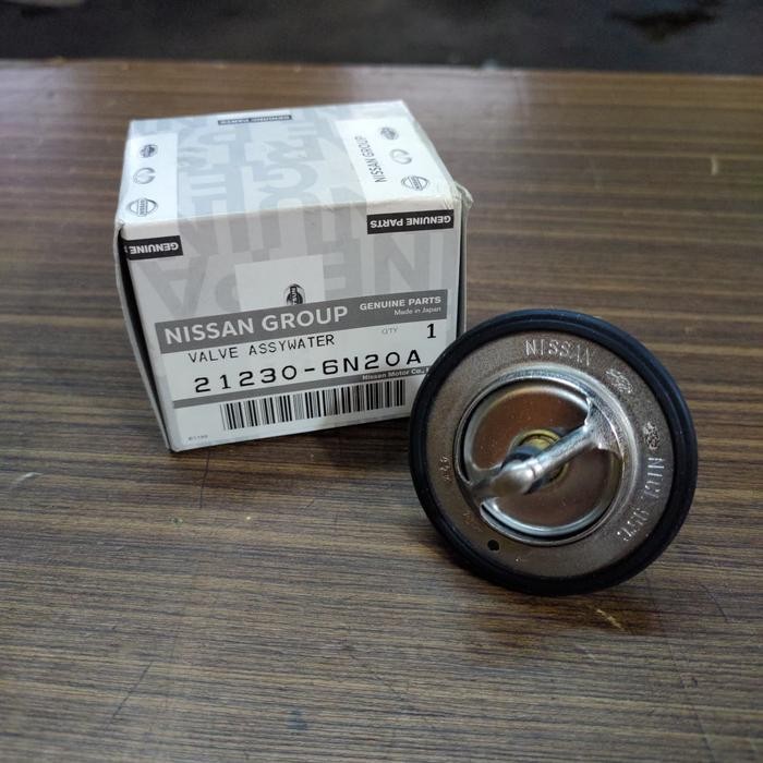 Thermostat X-Trail T30 T31 2.5 Cc Original