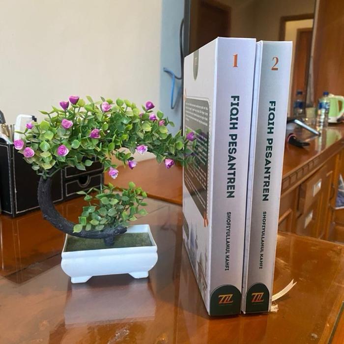 TERLARIS Terjemah Ianah at Tholibin, Buku, Terjemah Pesantren, Kitab Kuning. READY