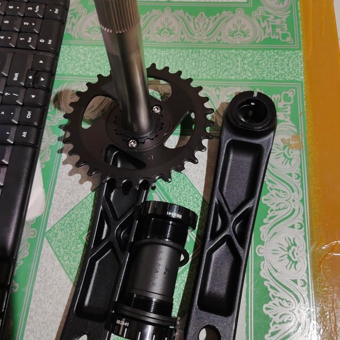 CRANK SET MTB HOLLOWTECH2 MERK SYTE SINGLE SPEED 30T