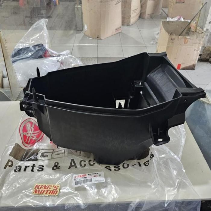Sale BOX BOK BAGASI TEMPAT HELM HELEM MIO GEAR 125 B3W F473R ASLI YAMAHA Terlaris