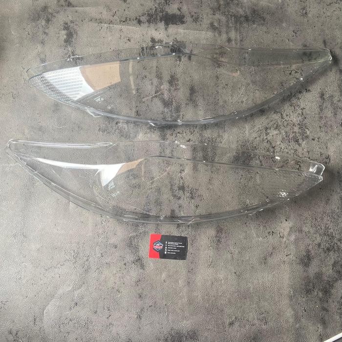 KACA MIKA LAMPU DEPAN HEADLAMP FORD FIESTA 2009 - 2012