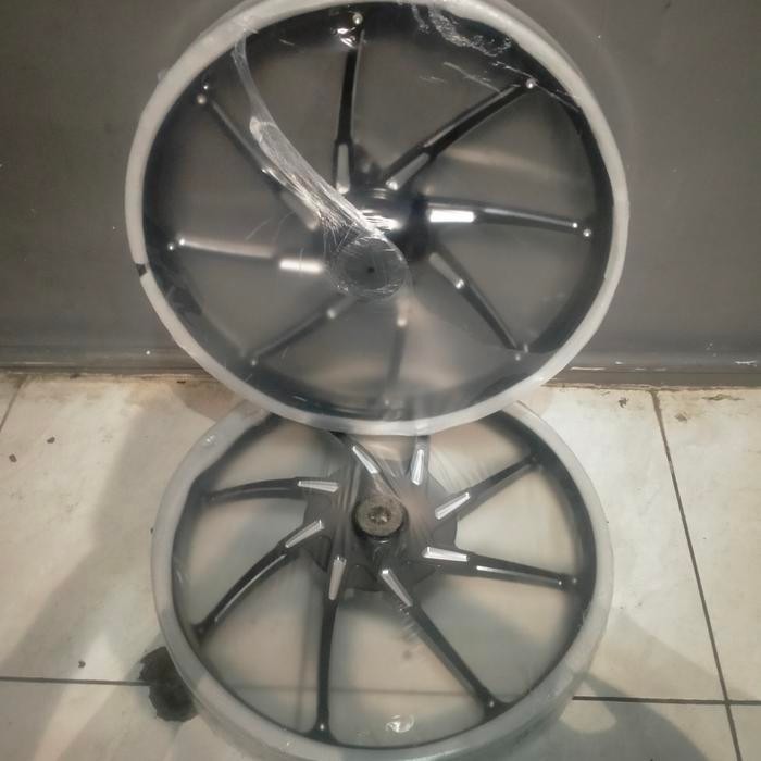 Cmg Velg 801 Motor Aerox Old / Aerox New Ring 17/160/160