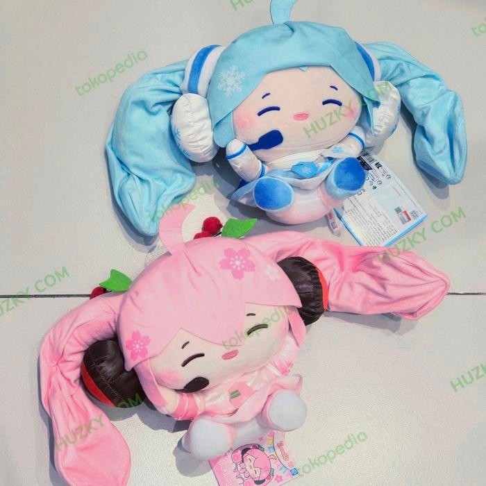 miniso bantal sofa plush / boneka hatsune miku / kagamine len / kagamine rin (bantal / boneka miku)