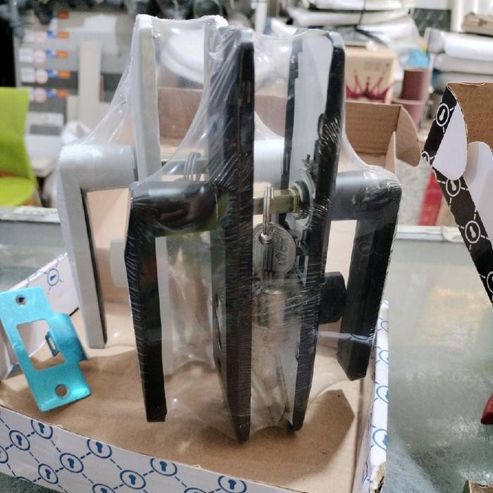 kunci pintu kamar mandi UPVC model gagang