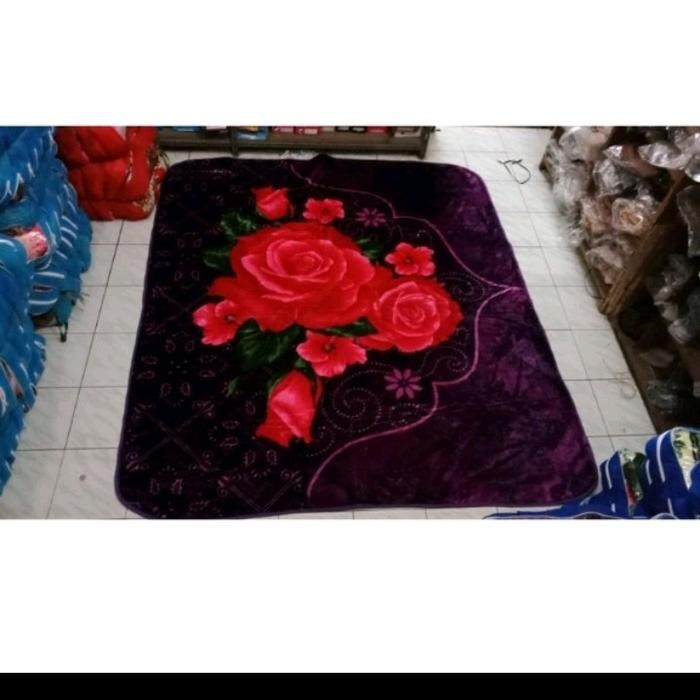 SELIMUT BULU TEBAL KYOTO 220X240CM