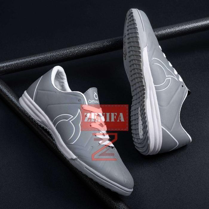 Sepatu Futsal Ortuseight BBS2 Sport Soccer Pria Dewasa Best Seller