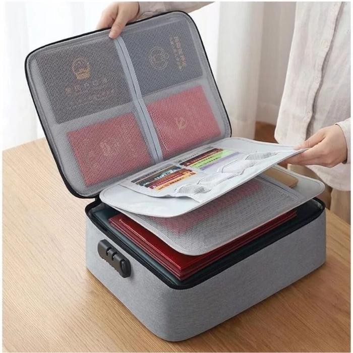 

TAS DOKUMEN PENYIMPANAN FILE TRAVEL BAG STORAGE BOX SECURITY LOCK