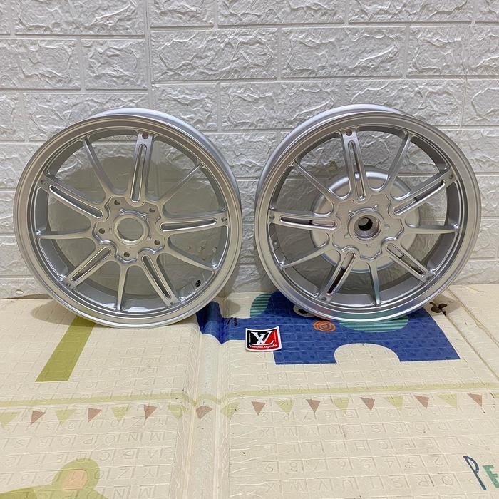 Velg Vespa Sprint Primavera Model Mk Drag - Silver