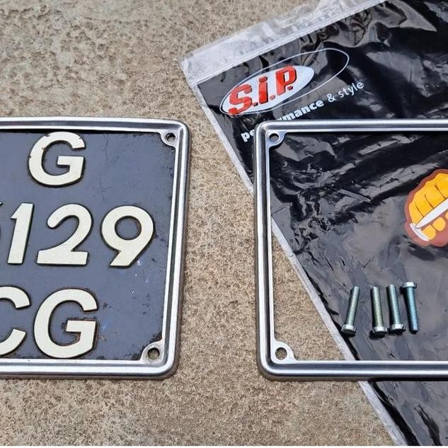 Frame Plat Nomor Belakang Vespa Model SIP