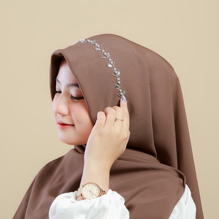Pilihan- Kerudung Segiempat Payet Hijab Mutiara Bella Square Payet