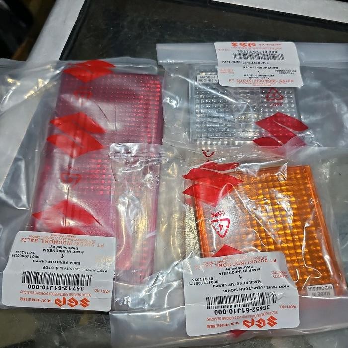 SALE  MIKA LAMPU STOP PICKUP SUZUKI APV PICKUP DAN NEW CARRY TAYO PICKUP MERAH KUNING PUTIH ASLI